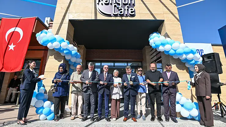 Selçuklu'da hizmet zinciri güçleniyor: Kanyon Cafe açıldı!