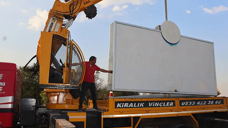 Selçuklu'da tabelalar kaldırılıyor!