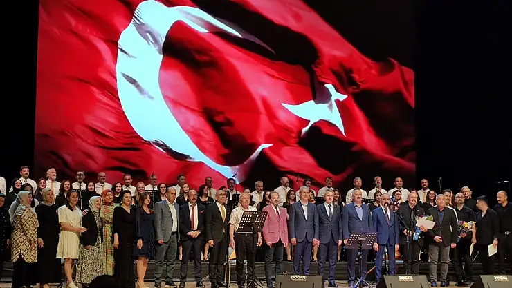 Selçuklu Kongre Merkezi'nde sanat dolu yardım gecesi