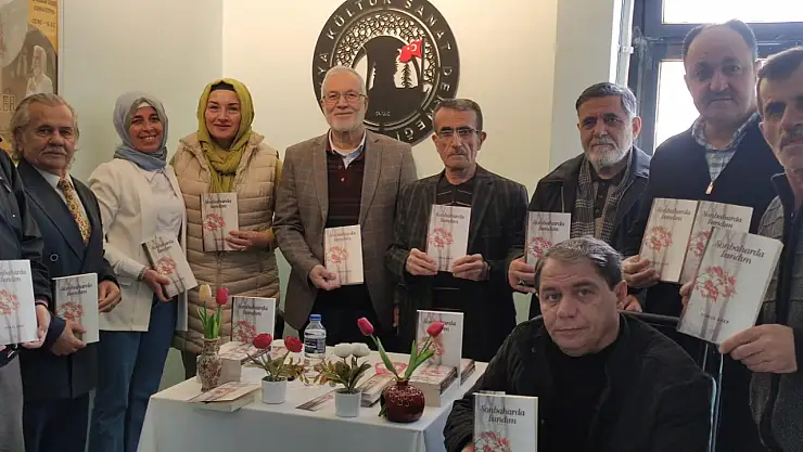 Selçukya' da okurlarıyla buluştu