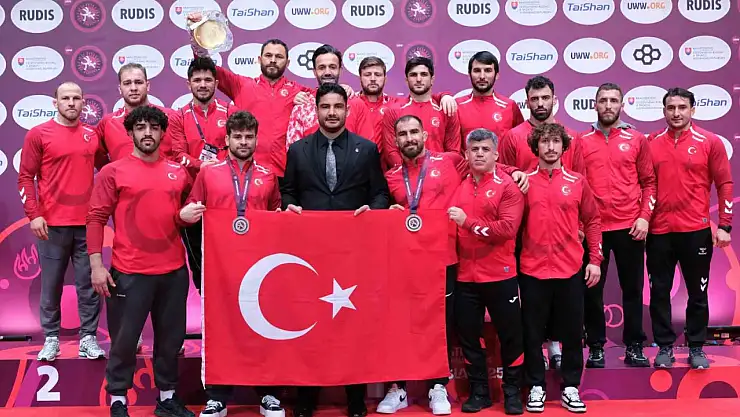 Serbest Güreş Milli Takımı Avrupa üçüncüsü oldu