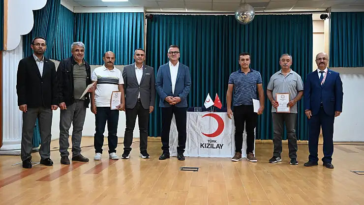 Seydişehir'de kan bağışçılarına madalya takdimi