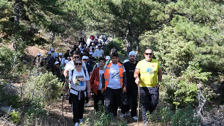 Seydişehir'in ilk profesyonel trekking rotası öğrencilerle tanıtıldı