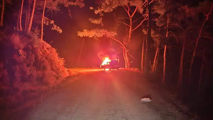 Seyir halindeki araç alev aldı: Neyse ki korkulan olmadı!