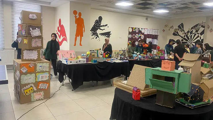 Sezai Karakoç İHO öğrencilerinin inovatif sergisi ilgi gördü