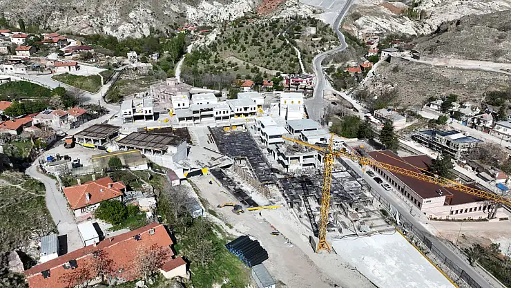 Sille Kapalı Otopark, Karma Yapılar Ve Meydan Düzenlemesi Projesi Yapımı Devam Ediyor!