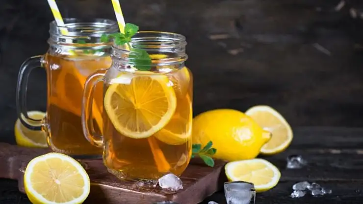 Soğuk çayını kendin yaparak boykot markalara bağımlılığını azaltmak için bir adım daha atabilirsin