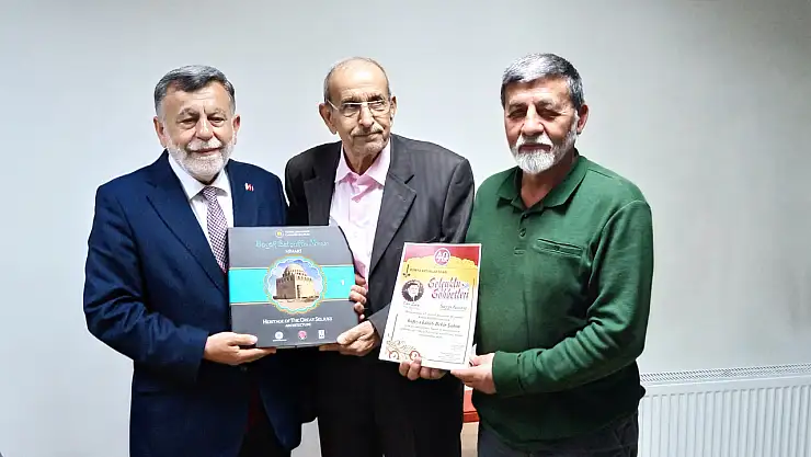 Son Hafız-ı Kütûb'un hikayesi: Bekir Şahin Konya Aydınlar Ocağı'nda anlattı