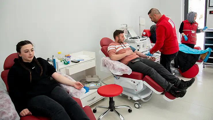 SÜ personeli ve öğrencilerinden Kan Bağışı Kampanyası'na destek