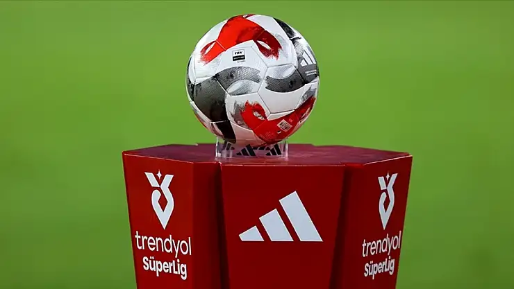Süper Lig'de ertelenen 3 maç yarın oynanacak: Hakemler belli oldu!