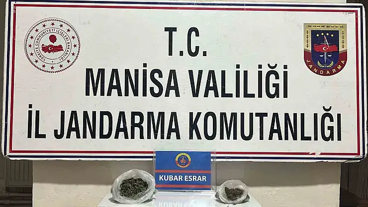 Şüphe üzerinde durdurulan araçta 102 gram kubar esrar çıktı