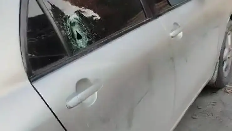 Suriye'den gelen  mermi araca isabet etti