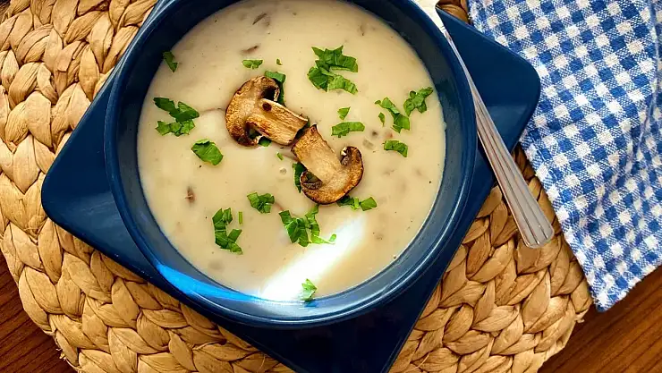 Sütlü Mantar Çorbası Tarifi! Sütlü Mantar Çorbası Nasıl yapılır?