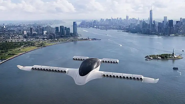 Suudi Arabistan'da uçan taksi uçuş deneyleri başarıyla sonuçlandı