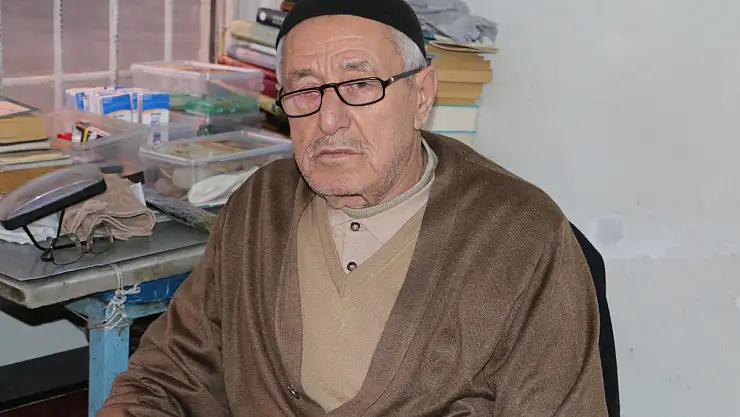 Tarihi olayları tek tek not alıyor, gelecek nesillere rehberlik yapıyor