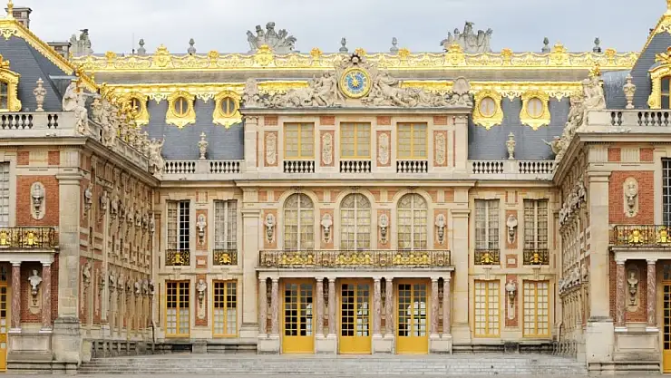 Tarihin ihtişamını yansıtan efsanevi bir kraliyet evi