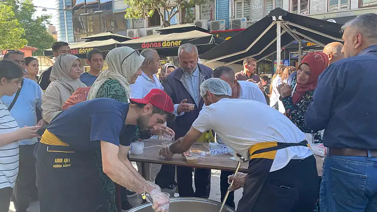 Taşkentliler Derneği'nden aşureli etkinlik