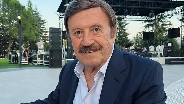 Tatilde kaza geçiren usta sanatçı Selami Şahin hastaneye kaldırıldı