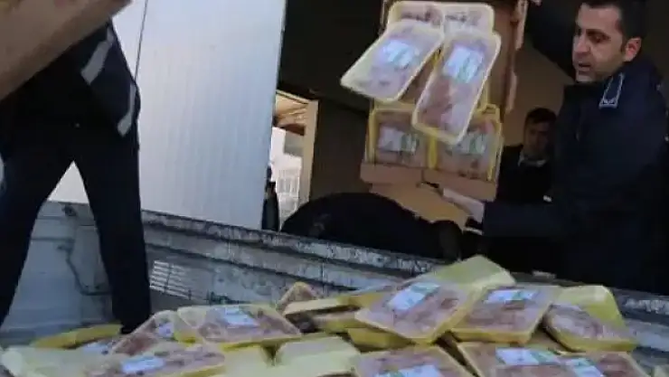 Tavuk eti alırken dikkat!