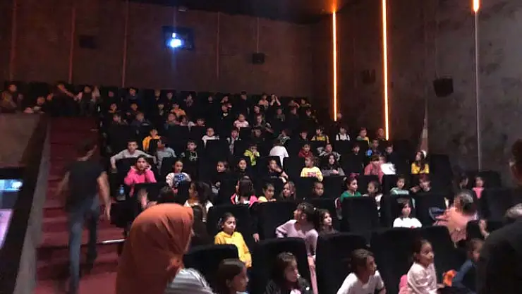 ''TAY'' filmini izlediler