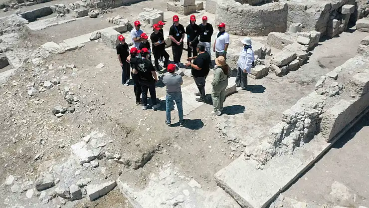 TED Konya Koleji öğrencileri Lystra'da buluştu