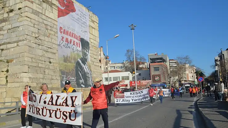 Tekirdağ'dan yola çıkan, gaziler, Gelibolu'ya ulaştı!