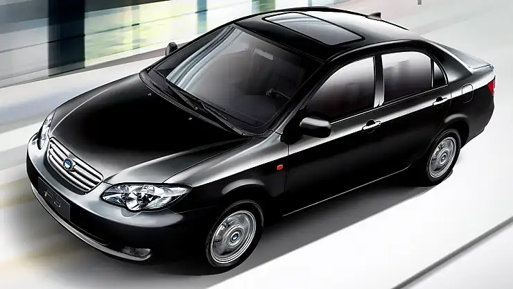 Tesla'ya Meydan Okuyor: BYD'nin Ekonomik Otomobili 3 Günde Olağanüstü İlgi Gördü!