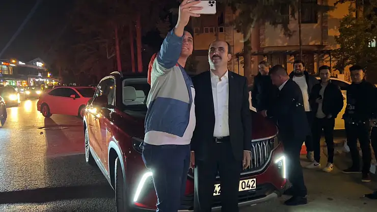 TOGG'un Direksiyonuna Geçen Başkan Altay Konyalıların Sevgi Seliyle Karşılaştı