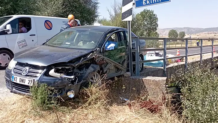 Tokat'tan Konya'ya geliyordu, bariyerlere çarptı: 1 ölü, 2 yaralı