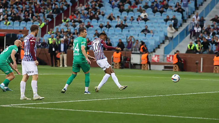 Trabzonspor, uzatmalarda gelen golle yarı finalde