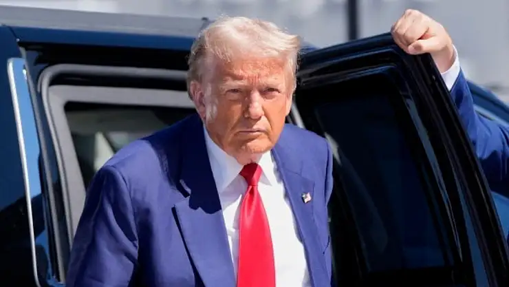 Trump'tan merak uyandıran paylaşım