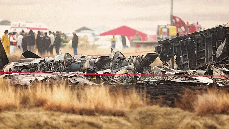 TSK'ya ait C-130 uçağının düşmesinin ardından 19 naaşa ulaşılırken 1 askerimizin arama çalışmaları sürüyor