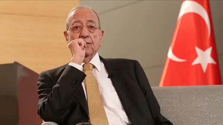 Türk basınının duayen gazetecisi hayatını kaybetti