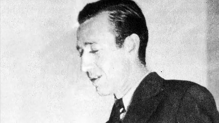 Türk şiirinde yeniliğin kapısını açan şair Orhan Veli