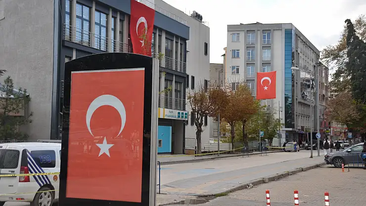 Türkiye şehitlerini karşılamak için hazırlanıyor! Bilecik sokakları Al Bayrağımızla donatıldı