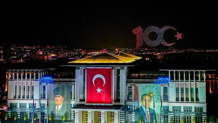 Bu marş Türkiye Yüzyılı'na damga vuracak