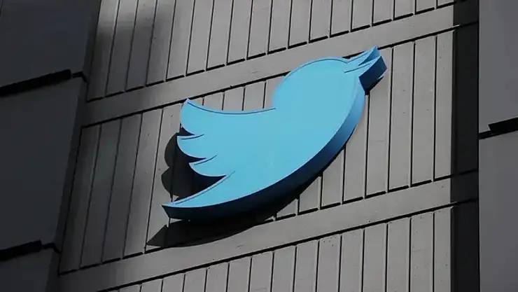 Twitter logosu açık artırmada satıldı