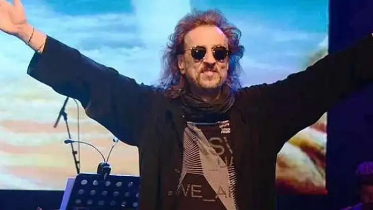 Ünlü şarkıcı İlhan İrem hayatını kaybetti!