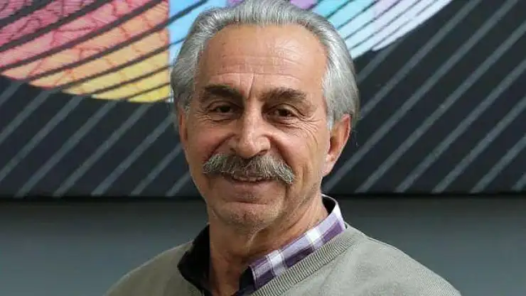 Usta oyuncu Rıza Akın hayata gözlerini yumdu