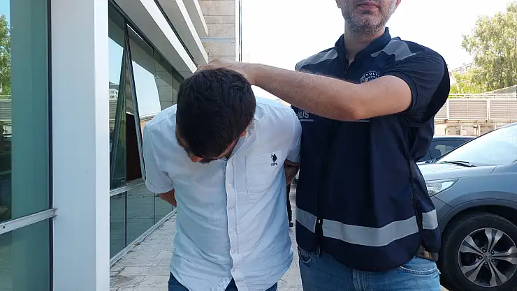 Üzerinden araçla geçip öldürdüğü akrabası için 'önüme çıktı' deyip ağladı