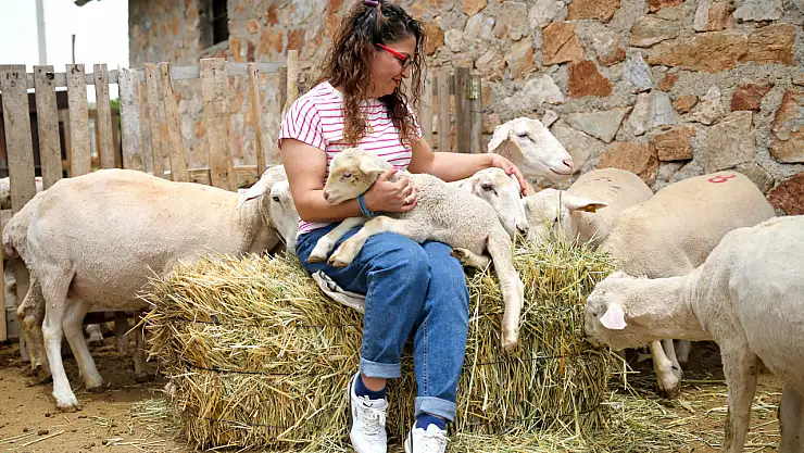 Uzman Eller Projesi'nin Başarı Hikayesi: Hatice Atak, Ereğli'de Kendi Çiftliğini Kurdu