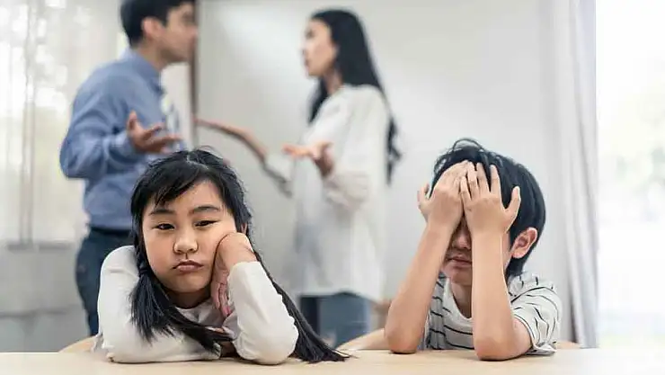 Uzman isim uyardı: Ebeveynler çocuklarınızı strese sokmayın!