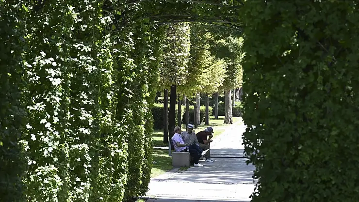 Uzmanlar o hastalığı olanları sıcağa karşı uyardı