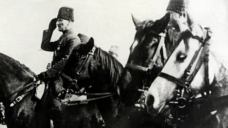 Vali Akın, 30 Ağustos Zaferi'ni  kutladı!