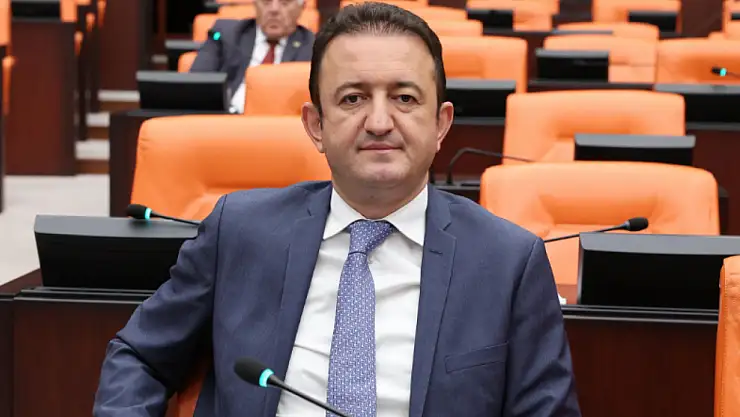 Vekil Bektaş, '30 Ağustos Zaferi, Türk'ün asla yenilmeyeceğini göstermiştir'