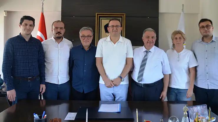 Vekil Bektaş, 'Eczacıların yaşadığı sorunların takipçisi olacağız'