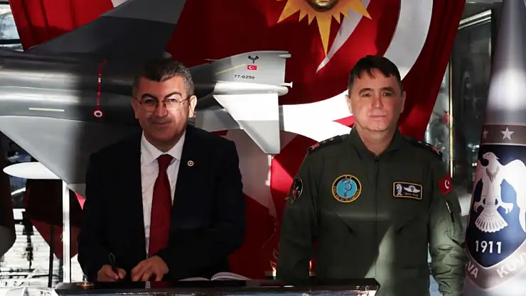 Vekil Ekici'den Konya 3. Ana Jet Üssü Komutanlığı'na ziyaret!