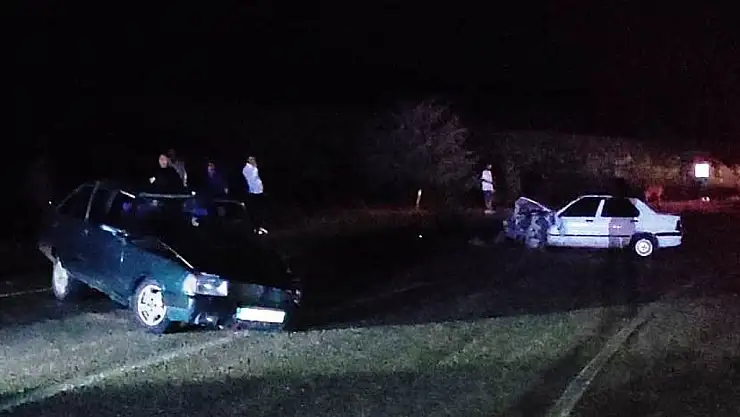 Yağış kazayı beraberinde getirdi: İki sürücü yaralandı