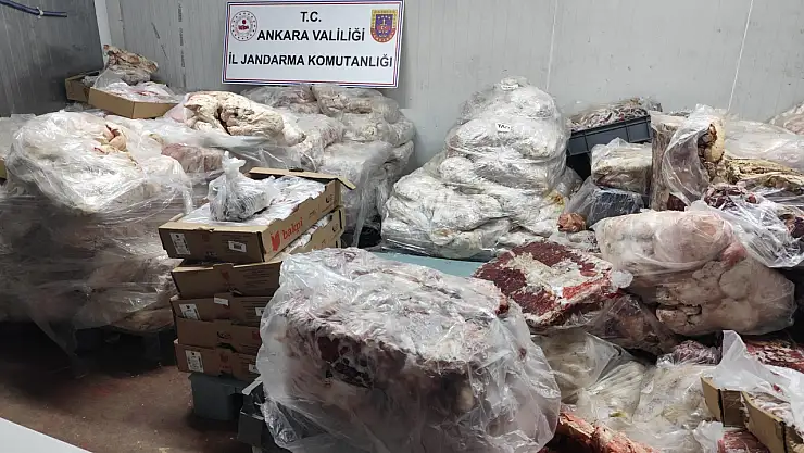 Yakalanmasalardı 17 ton bozuk eti vatandaşa yedireceklerdi