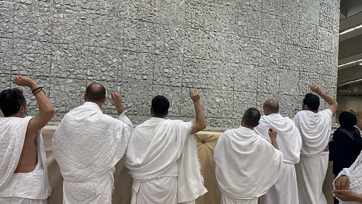 Yaklaşık 2 milyon Müslüman hac ibadetini tamamladı